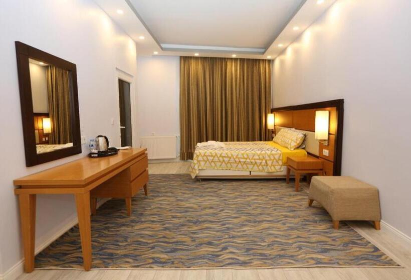 Отель Kommageneiz