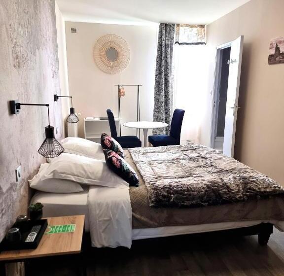 Отель Le 9 En Cuisine