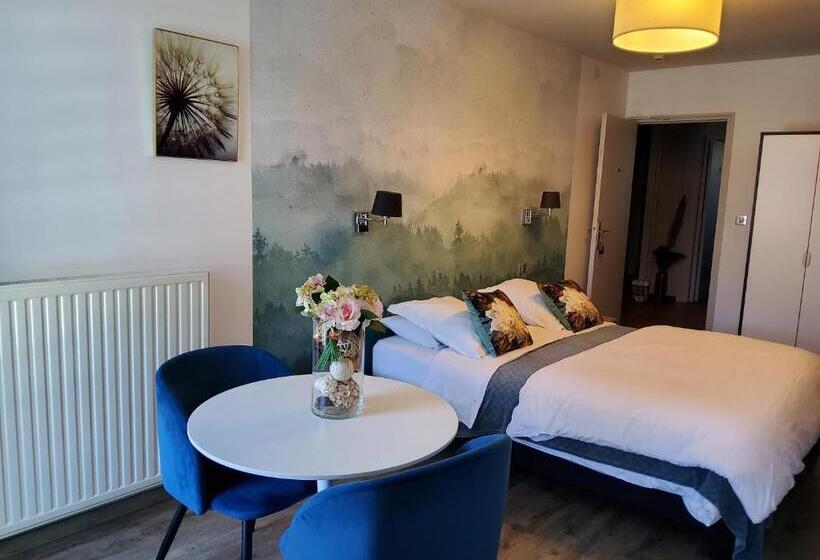 Отель Le 9 En Cuisine