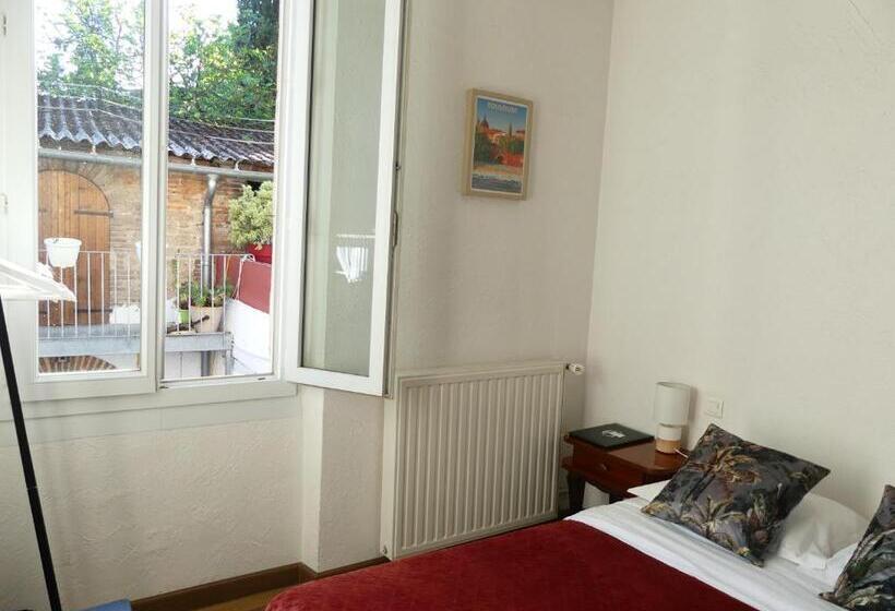 Отель Le 9 En Cuisine