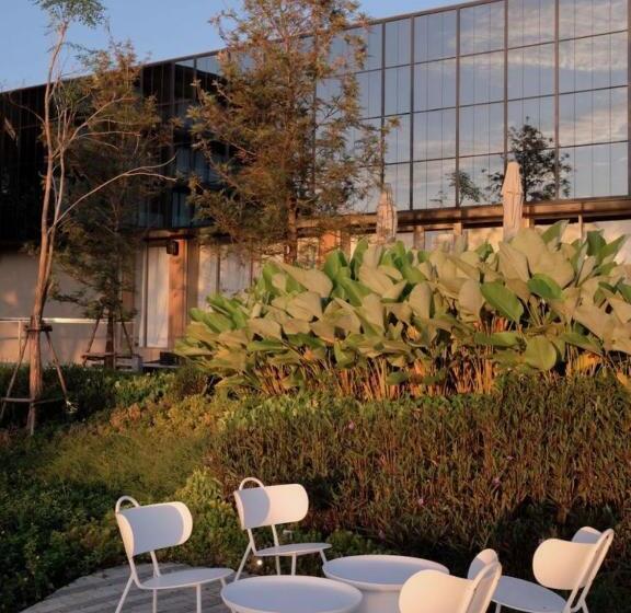 호텔 Neera Retreat