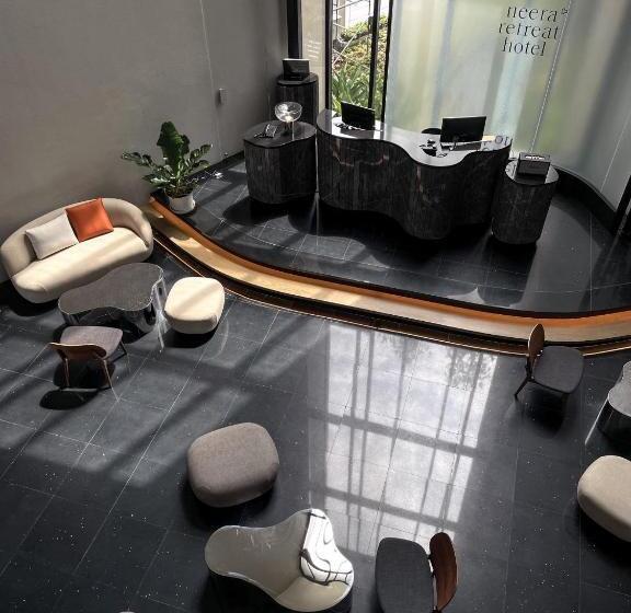 호텔 Neera Retreat