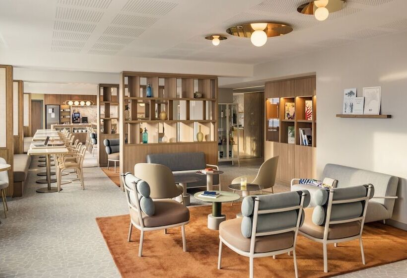 Okko Hotels Nice Aéroport