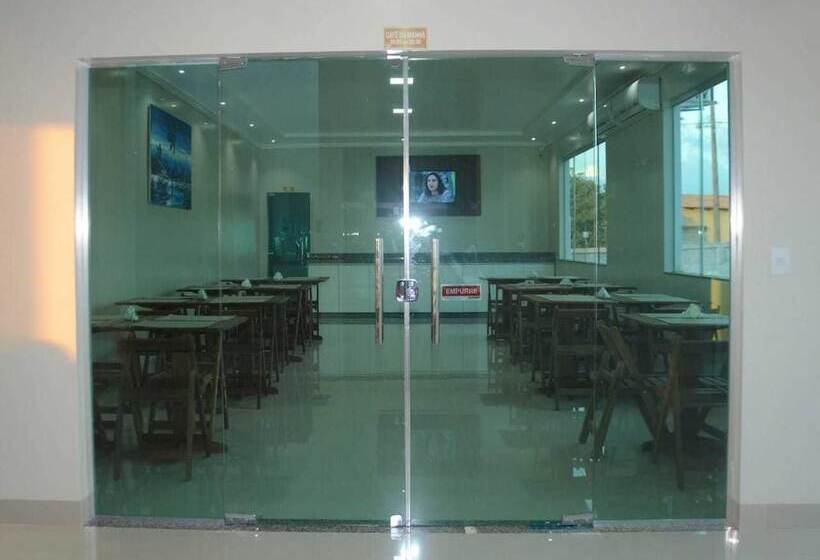 Отель Planalto Palace