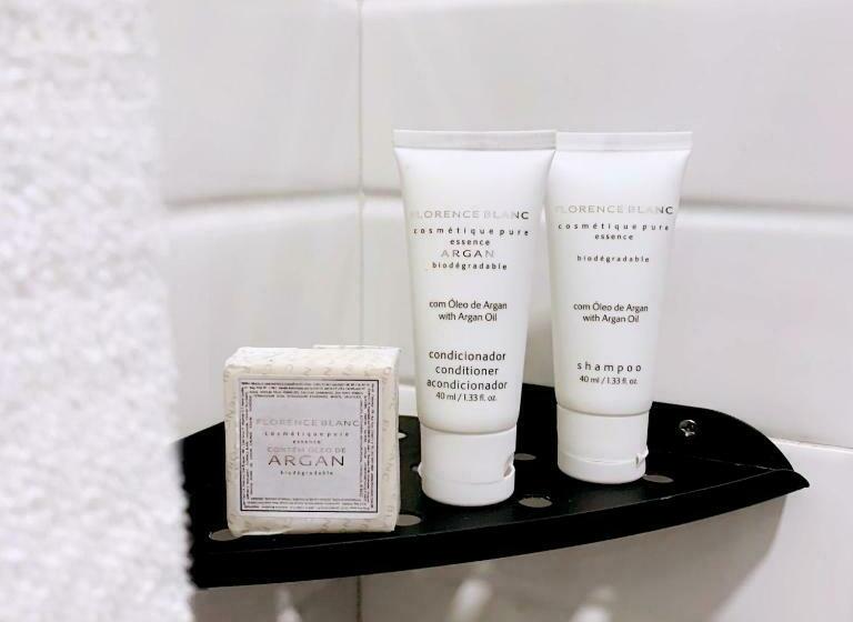 Отель Promenade Bonito All Suites