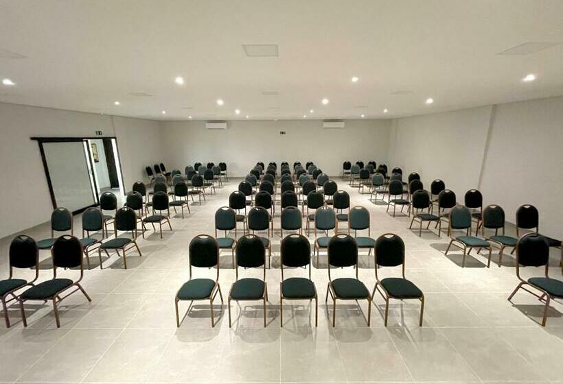 Отель Promenade Bonito All Suites