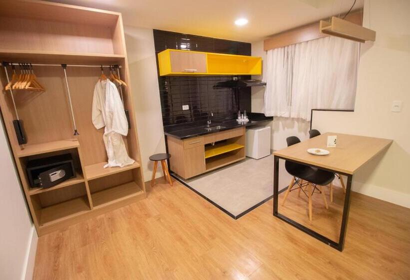 Отель Promenade Bonito All Suites