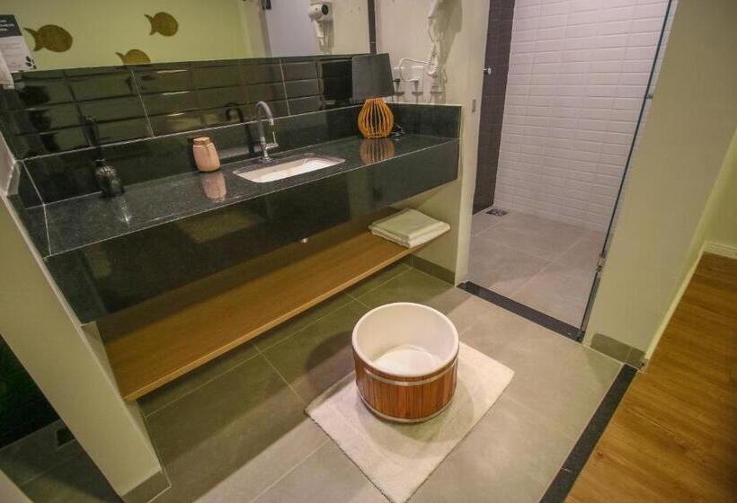 Отель Promenade Bonito All Suites