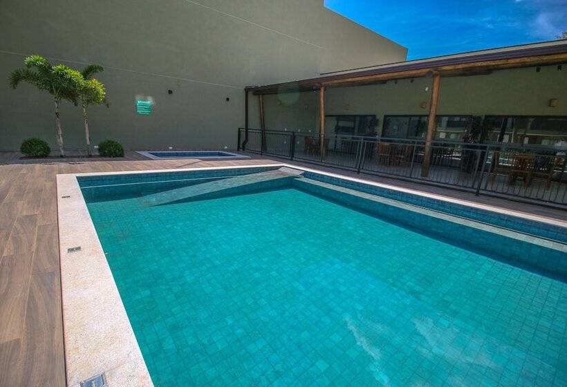 Отель Promenade Bonito All Suites