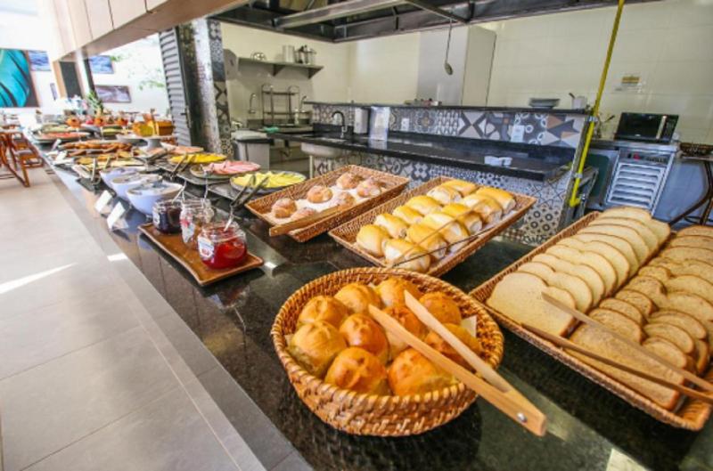 Отель Promenade Bonito All Suites