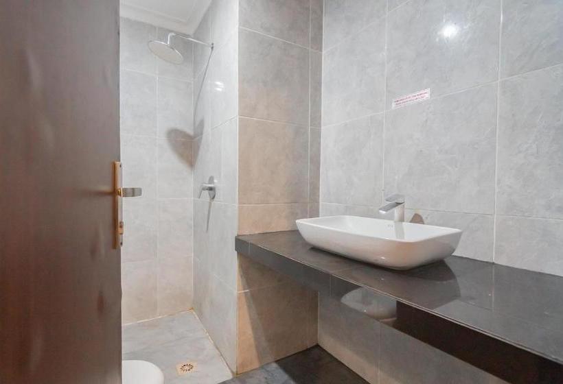 فندق Reddoorz Plus @ Ruko Klandasan Ulu