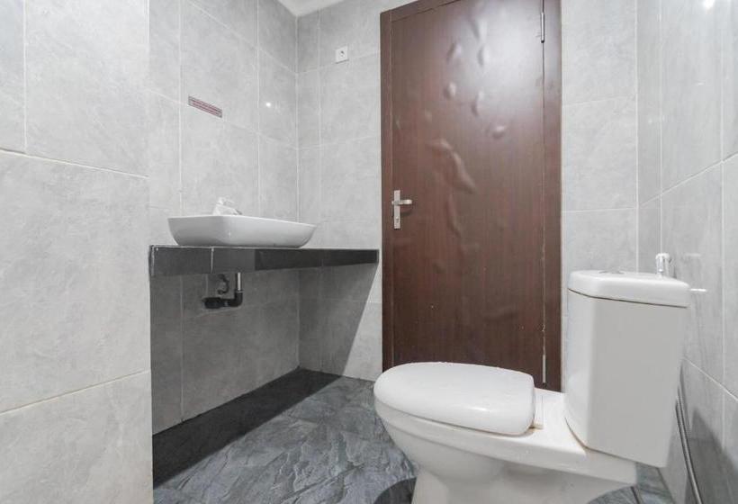 فندق Reddoorz Plus @ Ruko Klandasan Ulu