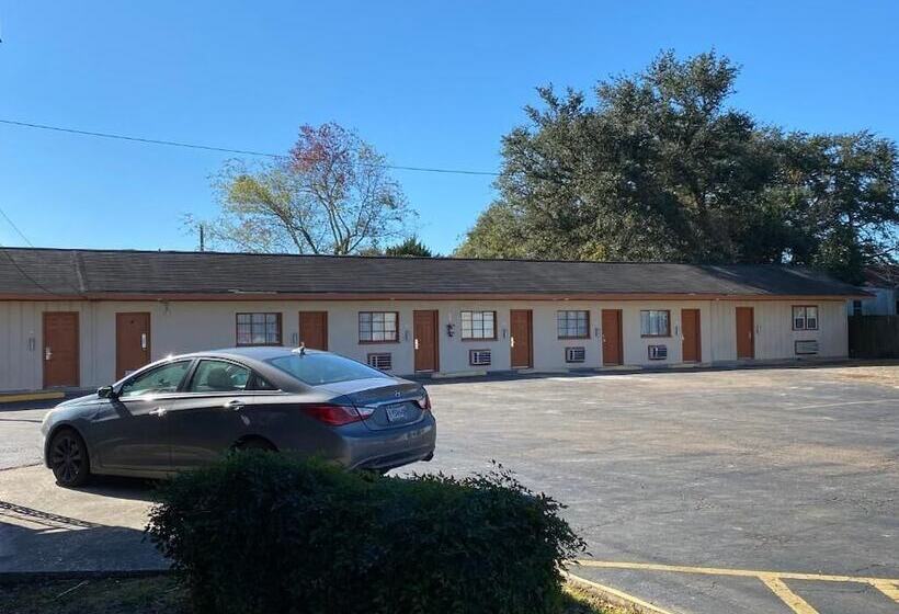 فندق Relax Inn Plaquemine