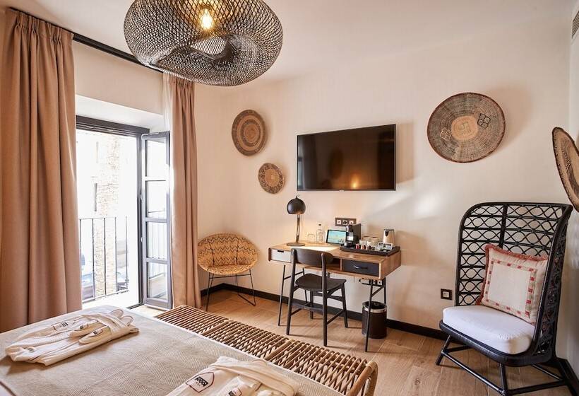 Отель Santo Cristo La Ciudadela Marbella