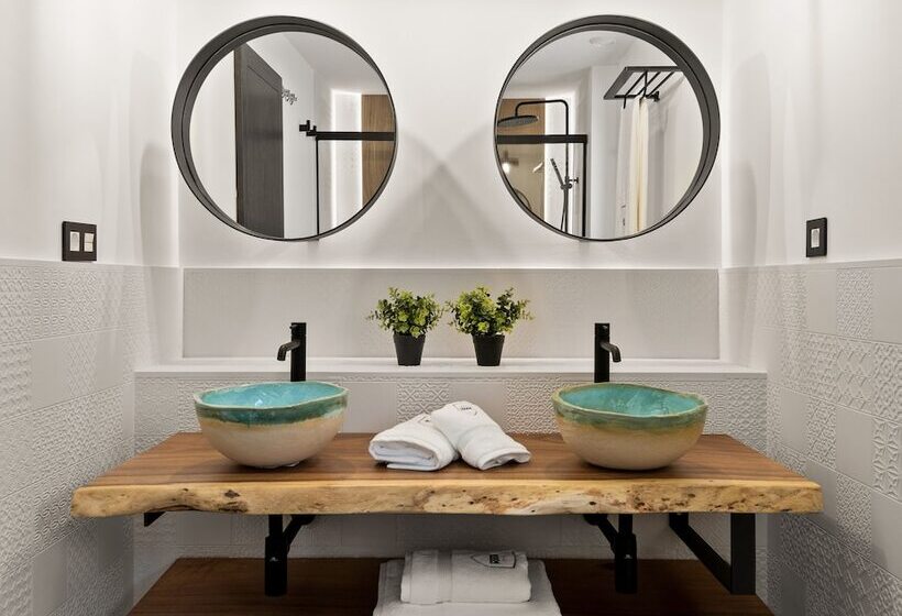 Отель Santo Cristo La Ciudadela Marbella