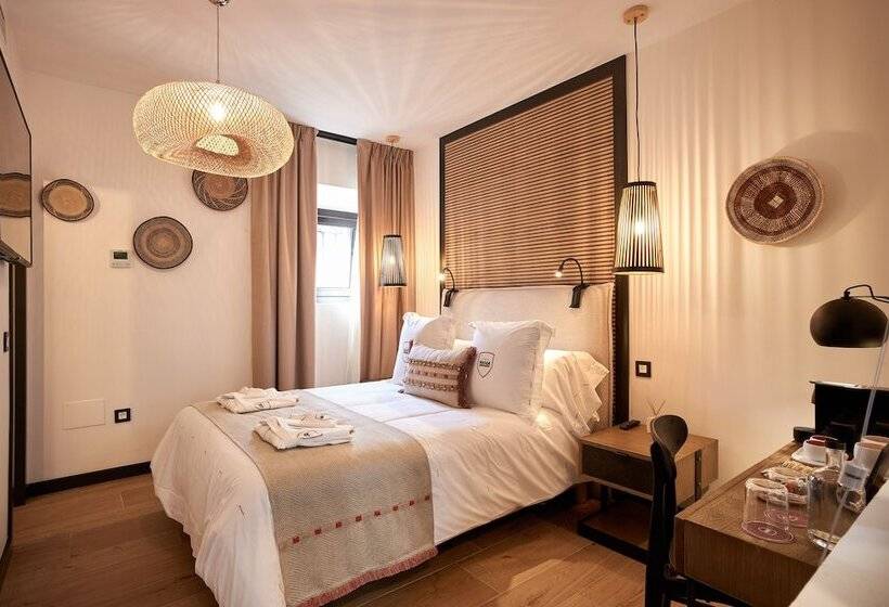 Отель Santo Cristo La Ciudadela Marbella