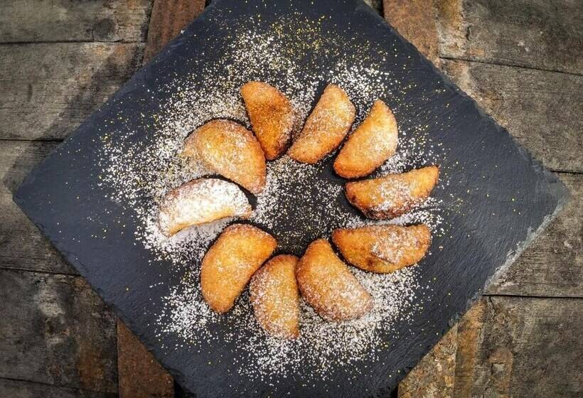 Отель Santoro Country House