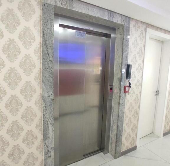 בית מלון כפרי Serrano