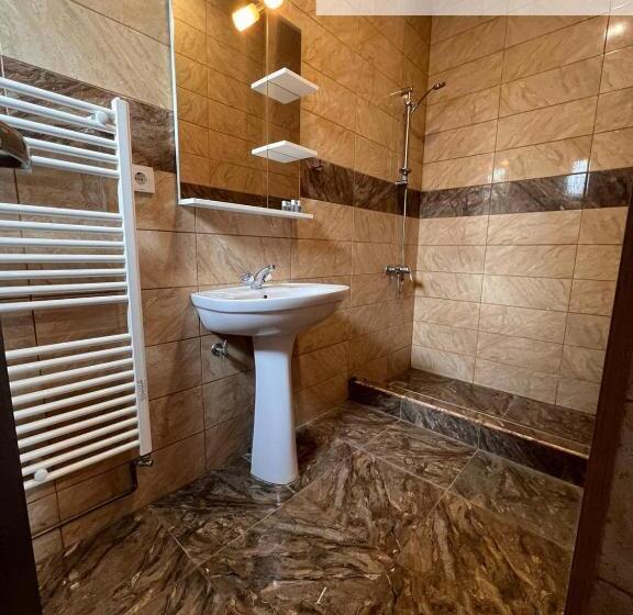 Отель Sinner S Shelby