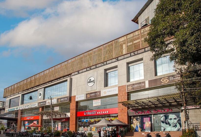 The Avatar Hotel & Convention