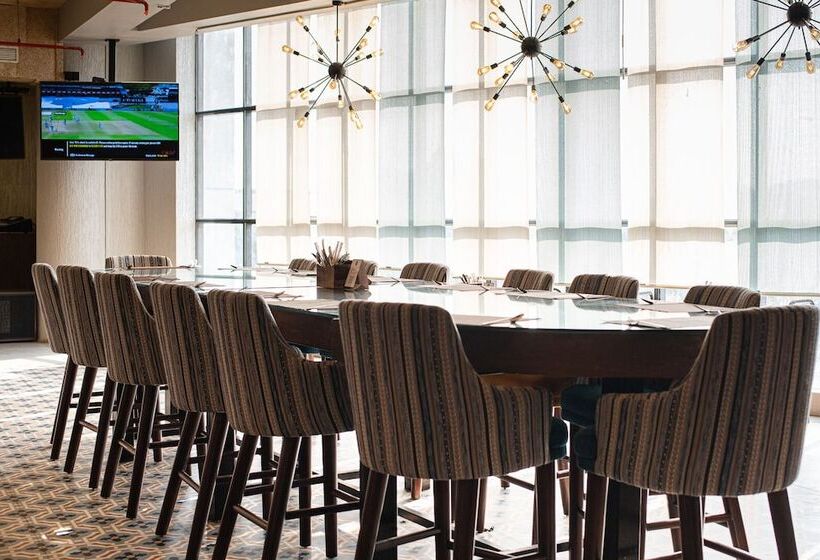 The Avatar Hotel & Convention