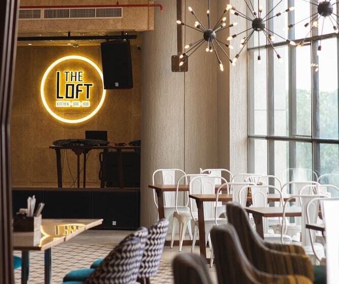 The Avatar Hotel & Convention