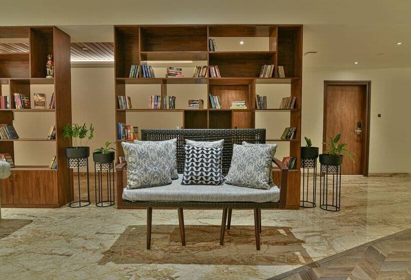 The Avatar Hotel & Convention