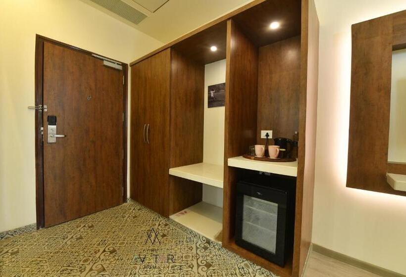 The Avatar Hotel & Convention