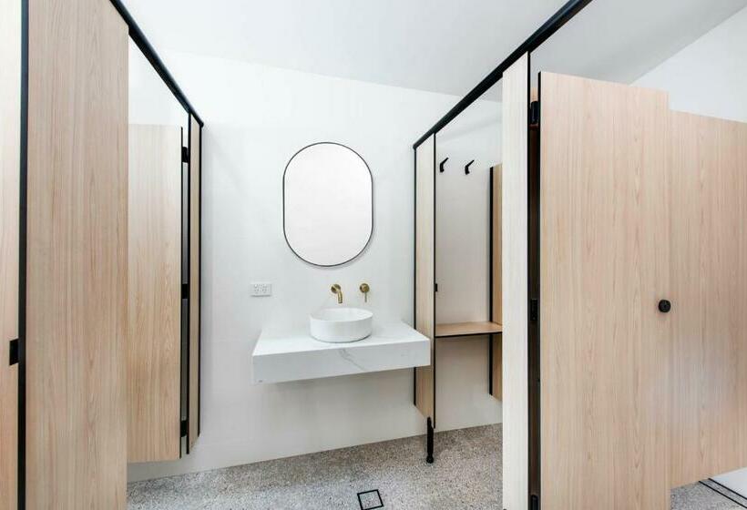 בית מלון כפרי The Paragon