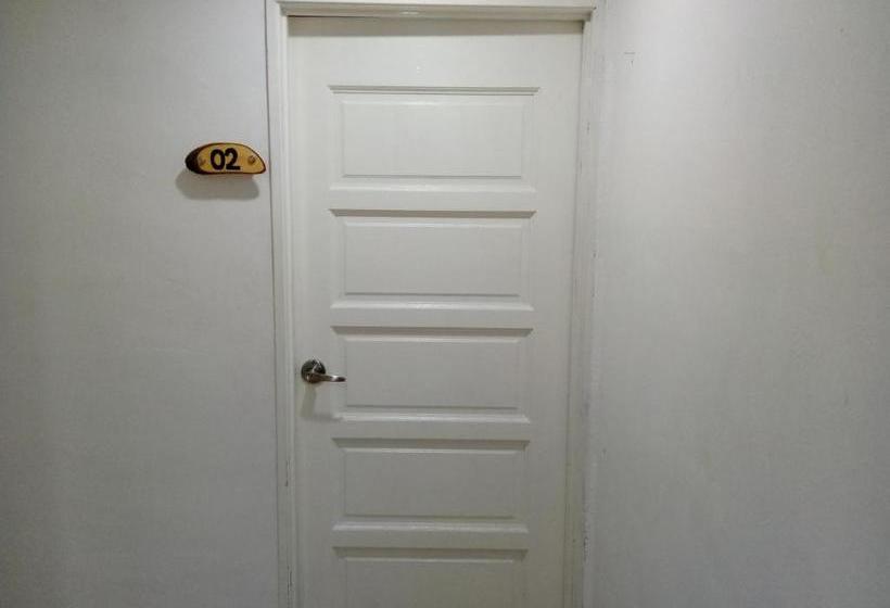 فندق The Serai Cottage Transit