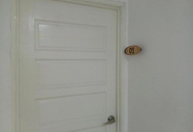 فندق The Serai Cottage Transit