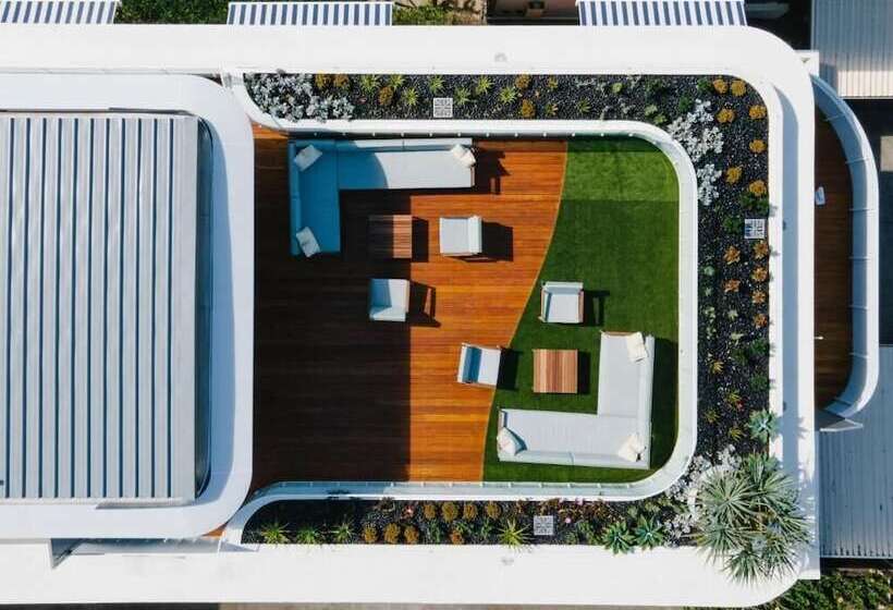 בית מלון כפרי The Surf Yamba