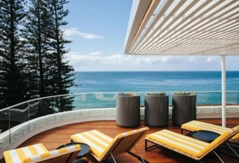 בית מלון כפרי The Surf Yamba