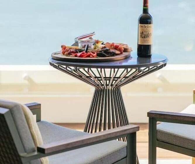 בית מלון כפרי The Surf Yamba