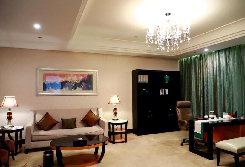 호텔 Wyndham Xinyang Downtown