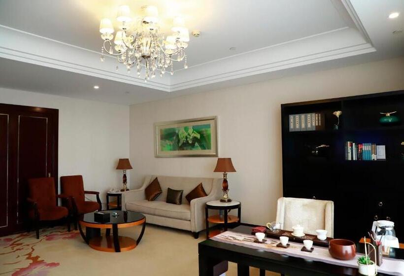 호텔 Wyndham Xinyang Downtown