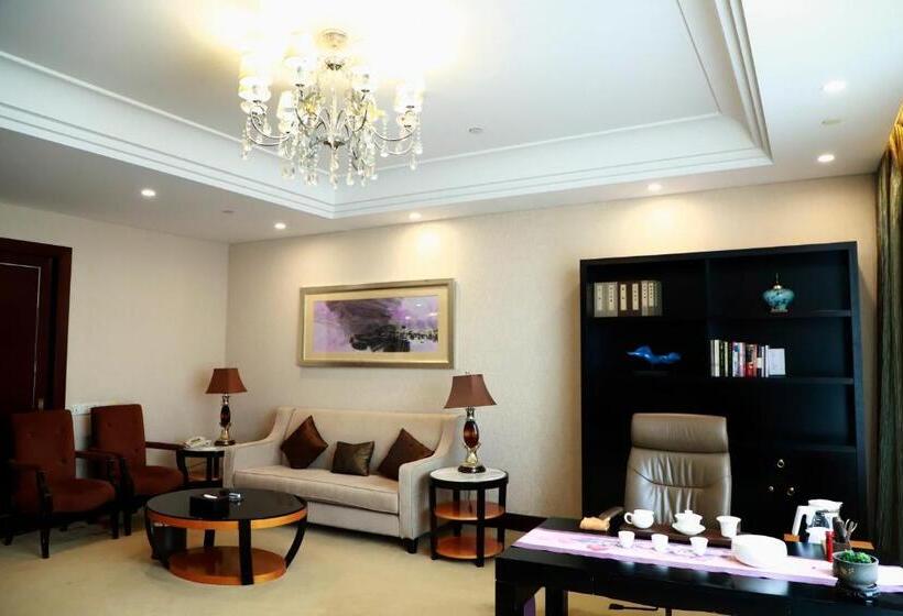 호텔 Wyndham Xinyang Downtown