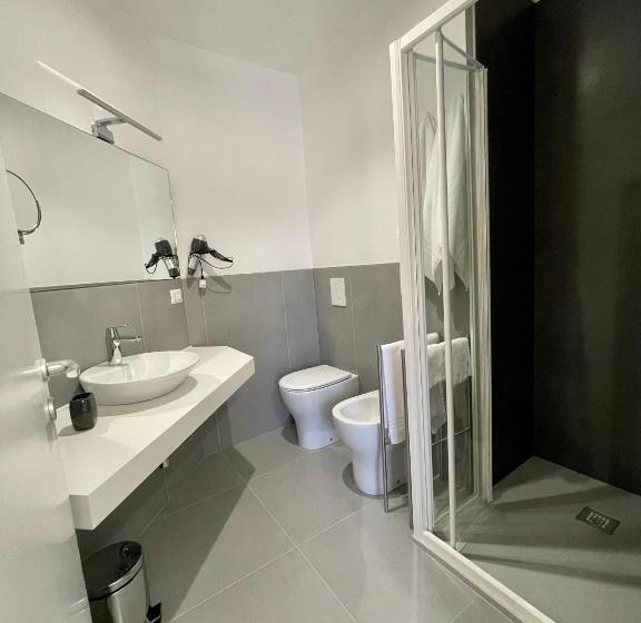 Matthew’s Home B&b