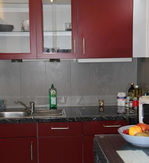 פנסיון At Moumie Studio Furnished Quiet Place Parking And Jacuzzi And Pool