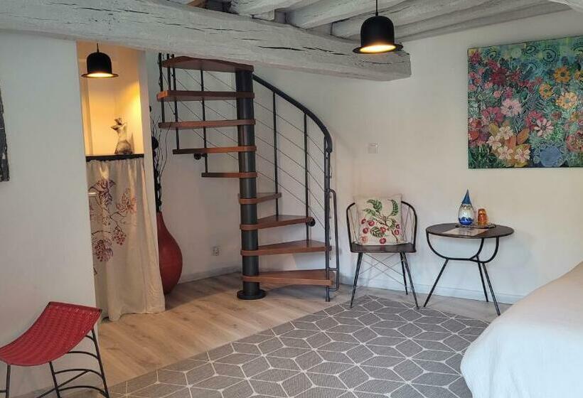 膳宿费 Au Creux Des Vignes