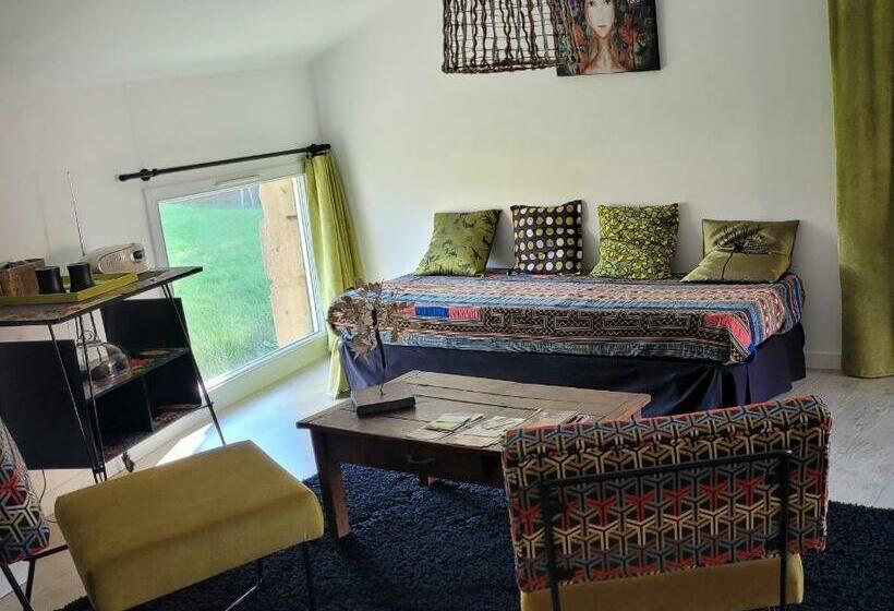 膳宿费 Au Creux Des Vignes