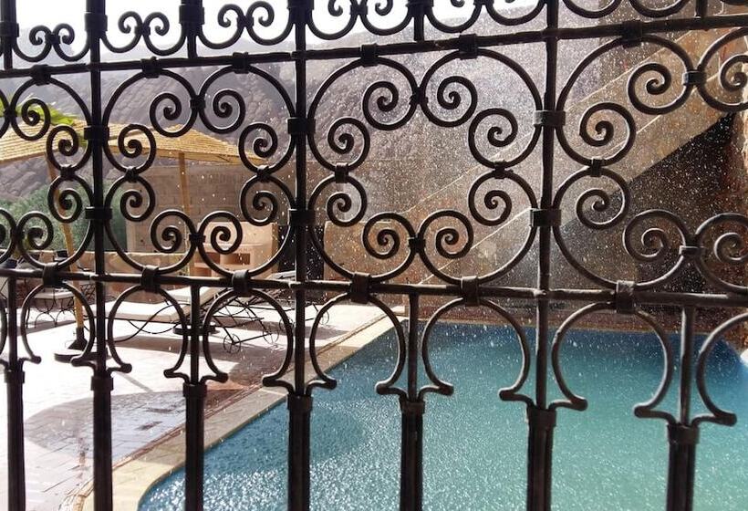 פנסיון Canyon Dades