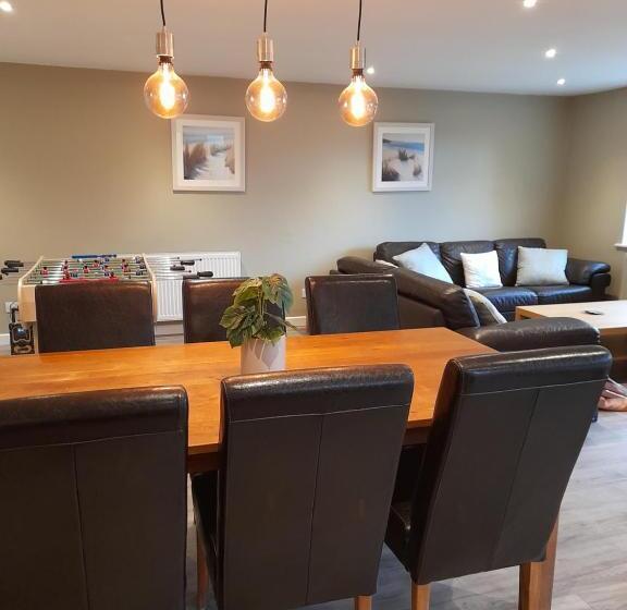 بنسيون Fairwater Head