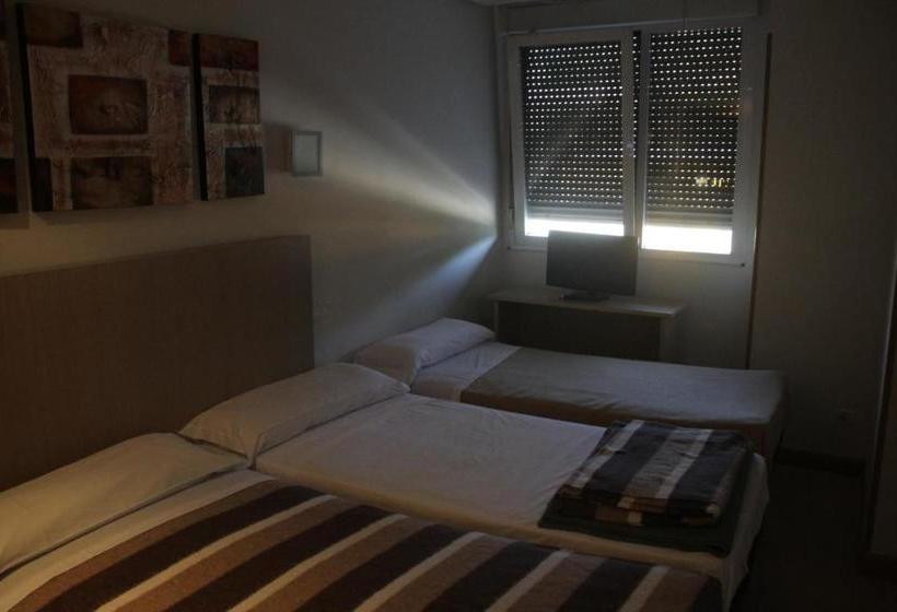 پانسیون Hostal Francisco Salinas