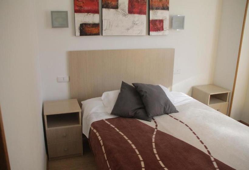 پانسیون Hostal Francisco Salinas