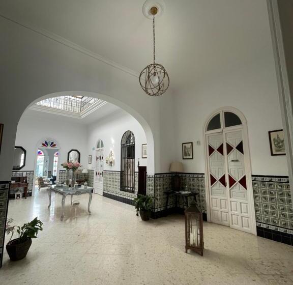 膳宿费 Hostal La Cruz 1872