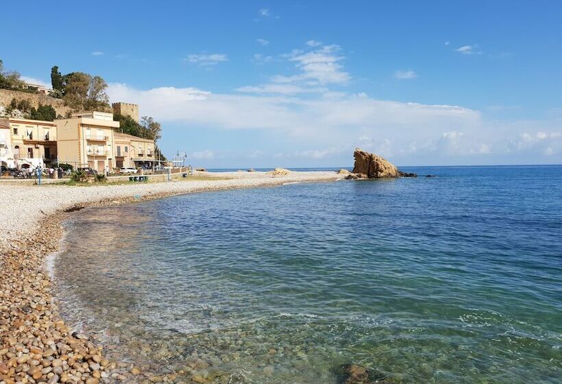 Пансион La Travernetta   The Authentic Tusa