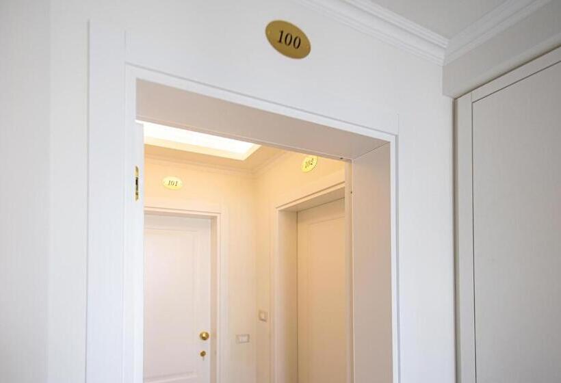 Пансион Opera Arte Conero Riviera