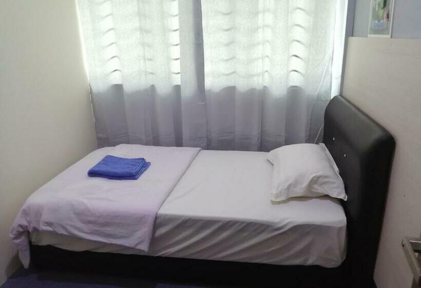 ペンション Spot On 90044 Amida Point