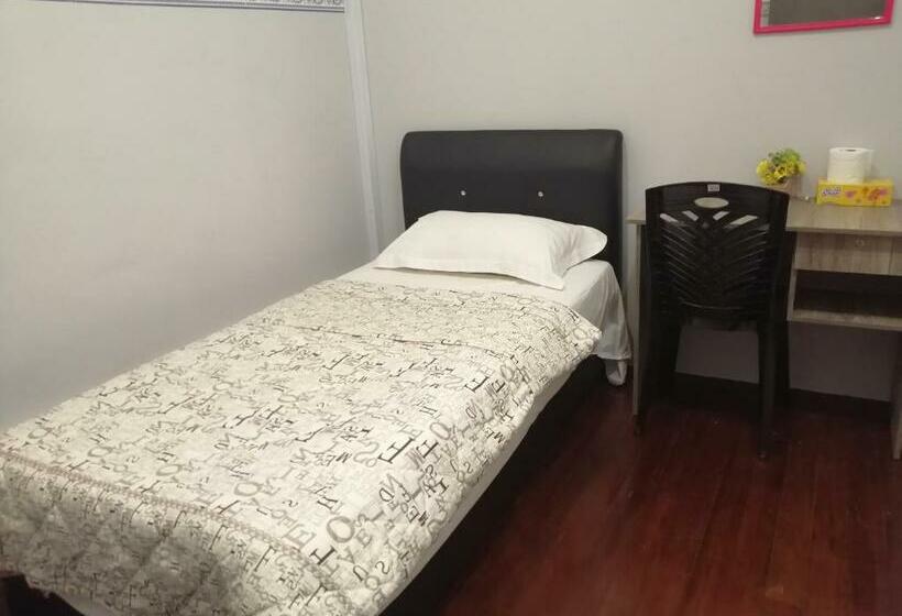 ペンション Spot On 90044 Amida Point